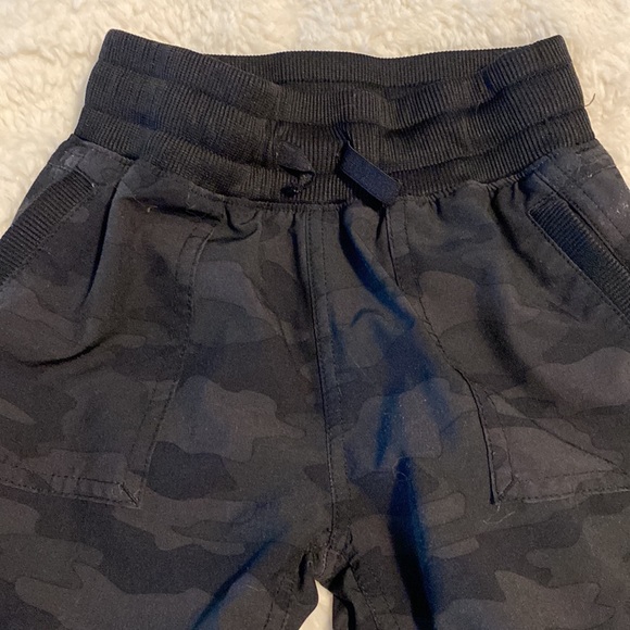 Kyodan Girls | lightweight, black camo pants, 5 - Picture 7 of 7
